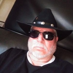 Meet your Posher, Mike